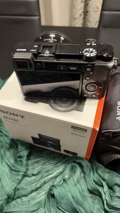 Фотоапарат Sony A6100