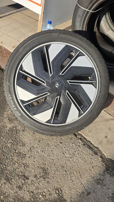 265/45/R21 dongfen diska balon