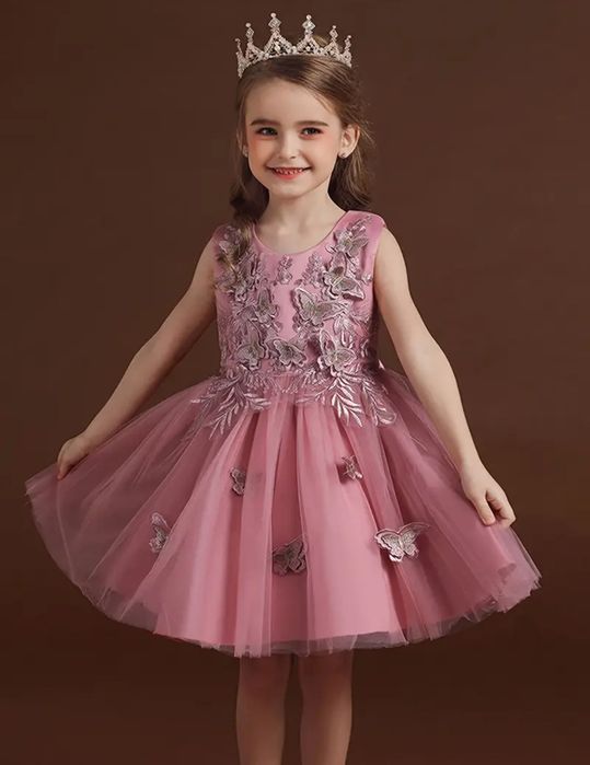 Нови детски рокли за момиче