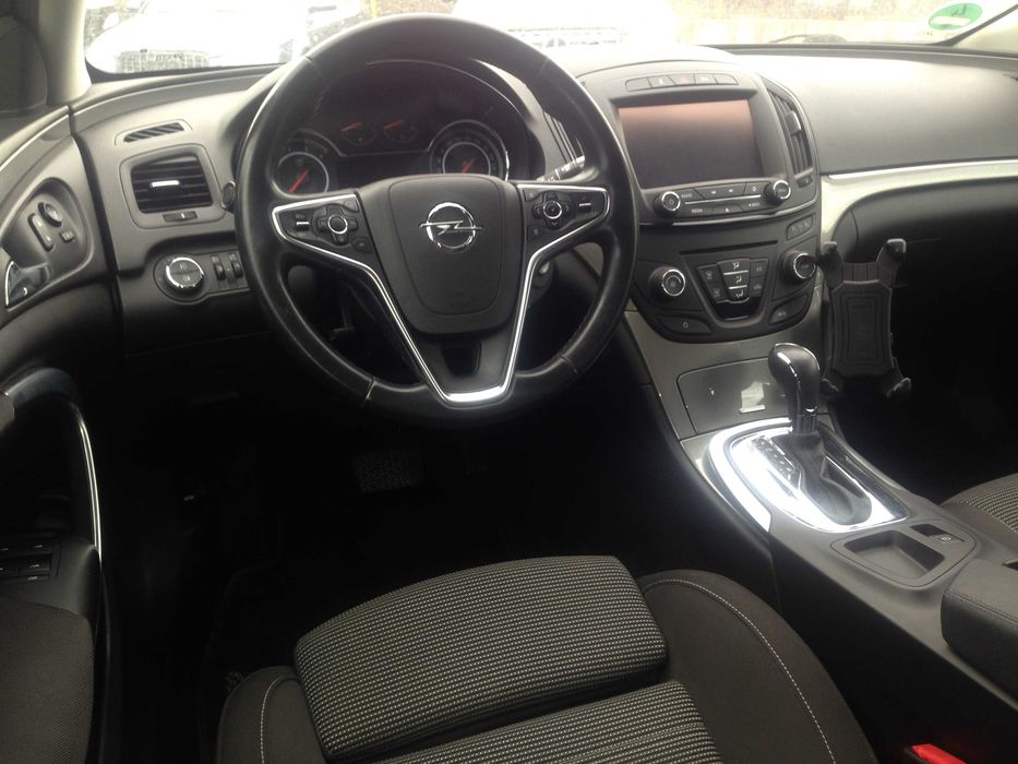 Opel Insignia FACE/1.6CDti/136/Камера/Automat/NAVI/SportsTourer/Eur6