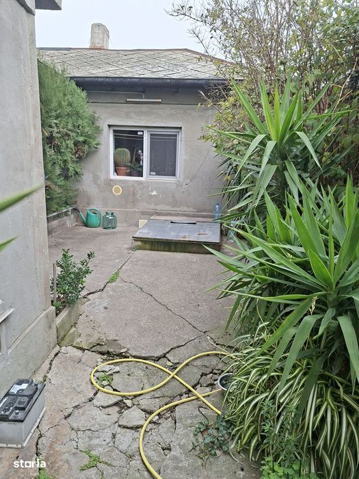 Coiciu- casa 5 camere+garaj, centrala pe gaz,