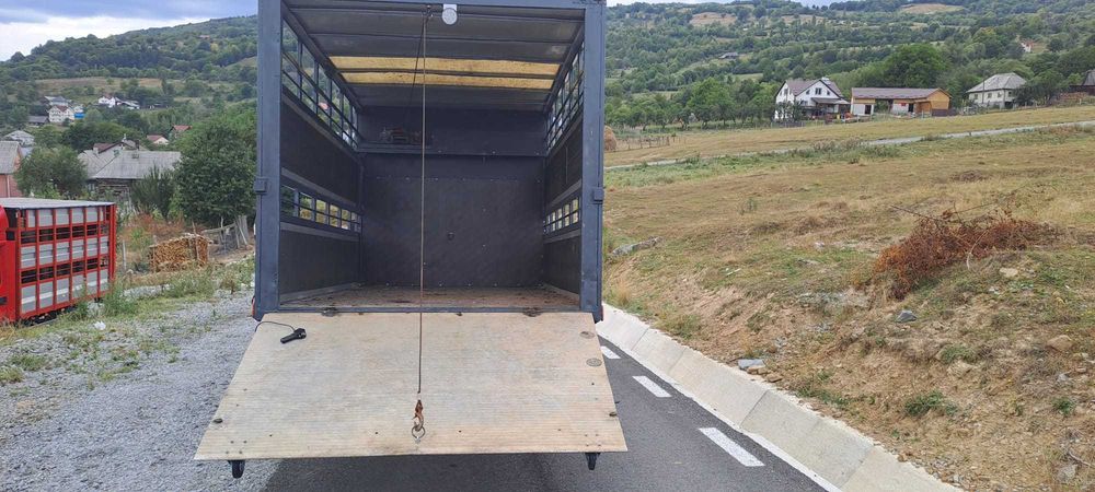 Vand camioneta Lt 46