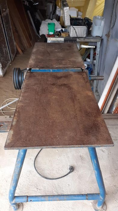 Vând Abric si Circular în stare foarte bună de funcționare