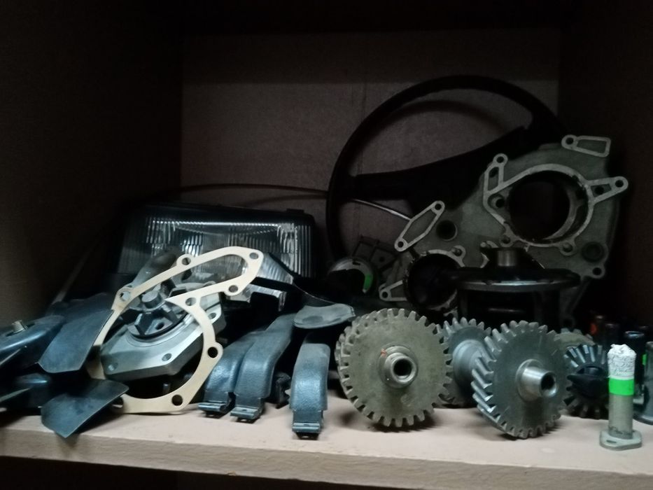 Авточасти ВАЗ-ЛАДА-нива-жигула-москвич.и други .части та склад .