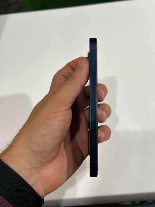 iPhone 13 • 128Gb • Dark Blue • Всё работает • Комплект