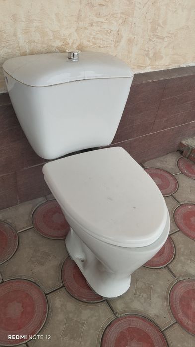 Унитаз б/у В хорошем состоянии