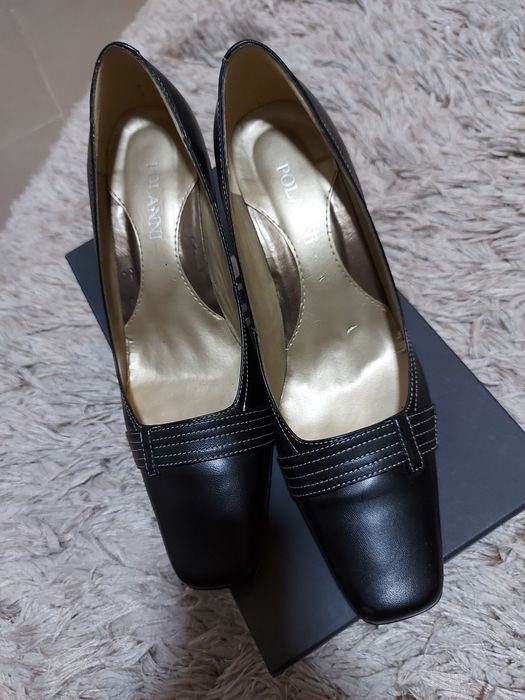 Pantofi piele eleganti de dama, masura 38.