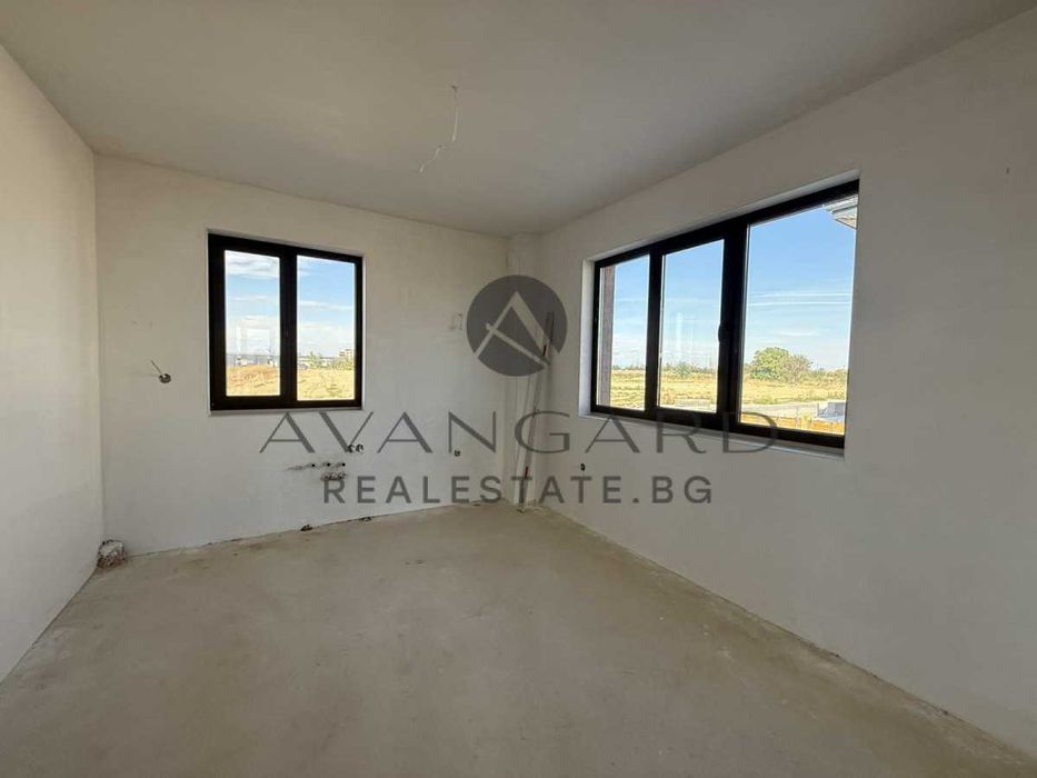 Продава се Къща в Пловдив, Кършияка - 200 кв.м за 1800 €/кв.м - Снимка #3