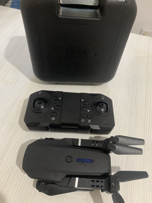 Продам дрон C1 DRONE