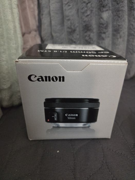 CANON 750D plus accesorii