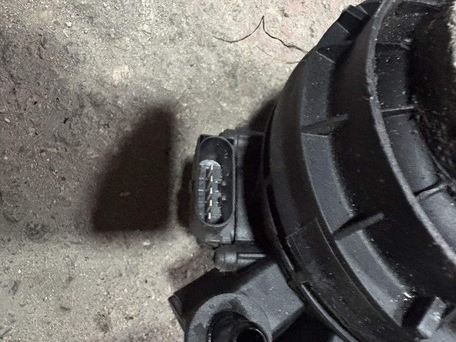 Mercedes w213 2.2cdi 194кс Корпус Горивен Филтър