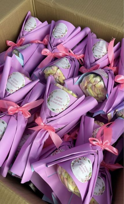 Тойбастар Бонбоньерки из маршмеллоу есть Kaspi red