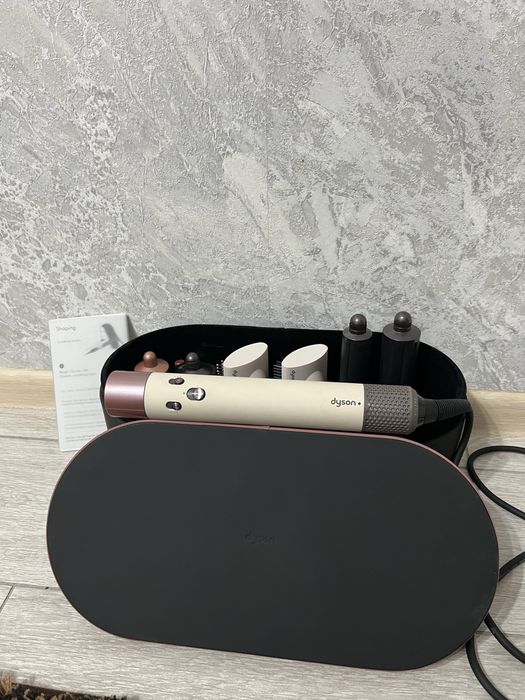 Dyson стайлер Hs05