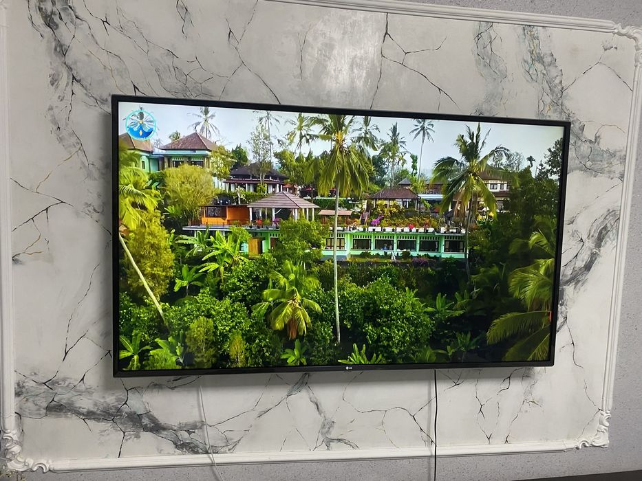 Продам телевизор 65 дюймов