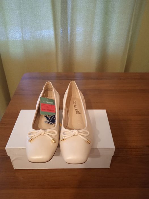 Продам новые туфли