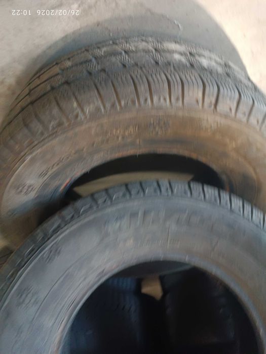 2бр. зимни гуми 225/70/15C Mirage