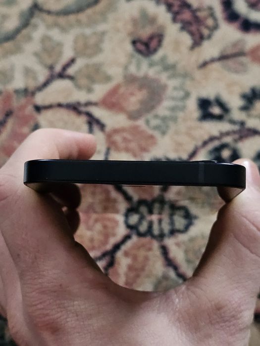 Iphone 12  baterie 100%