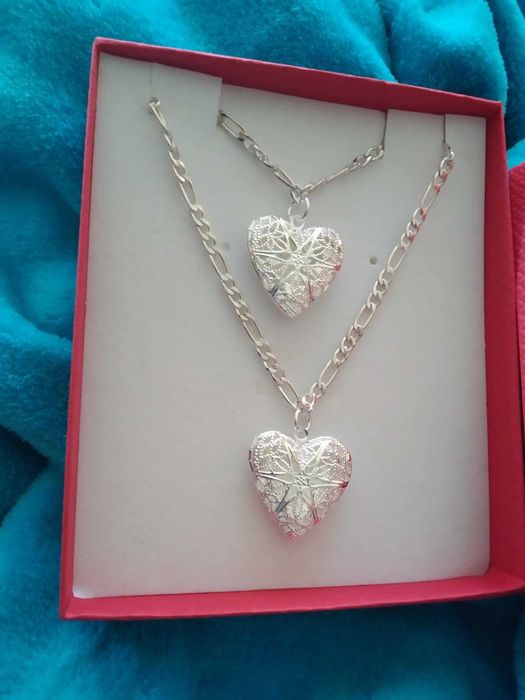 Ново, сребърно колие и гривна. Комплект, с кутия.