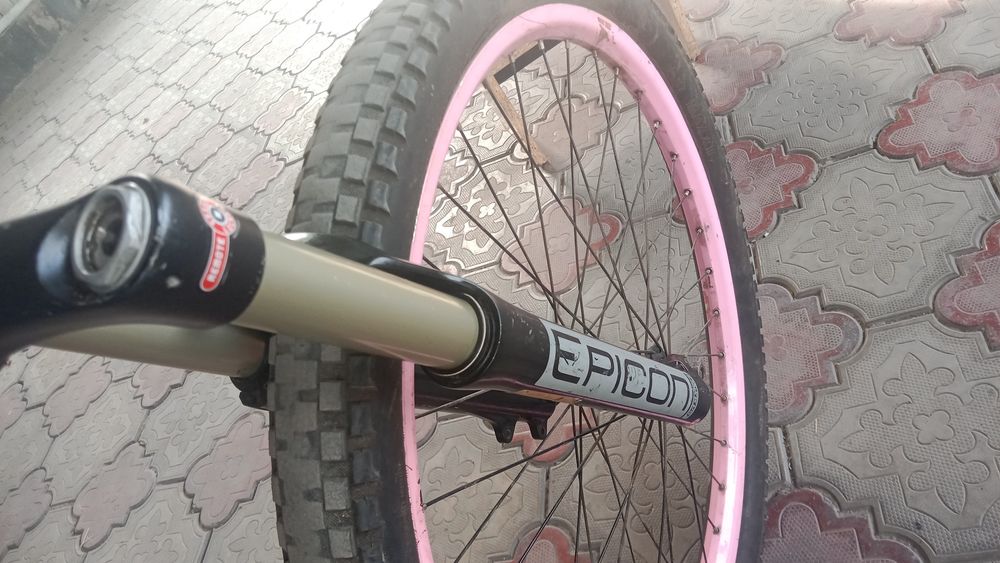 Вилка для велосипеда EPICON
