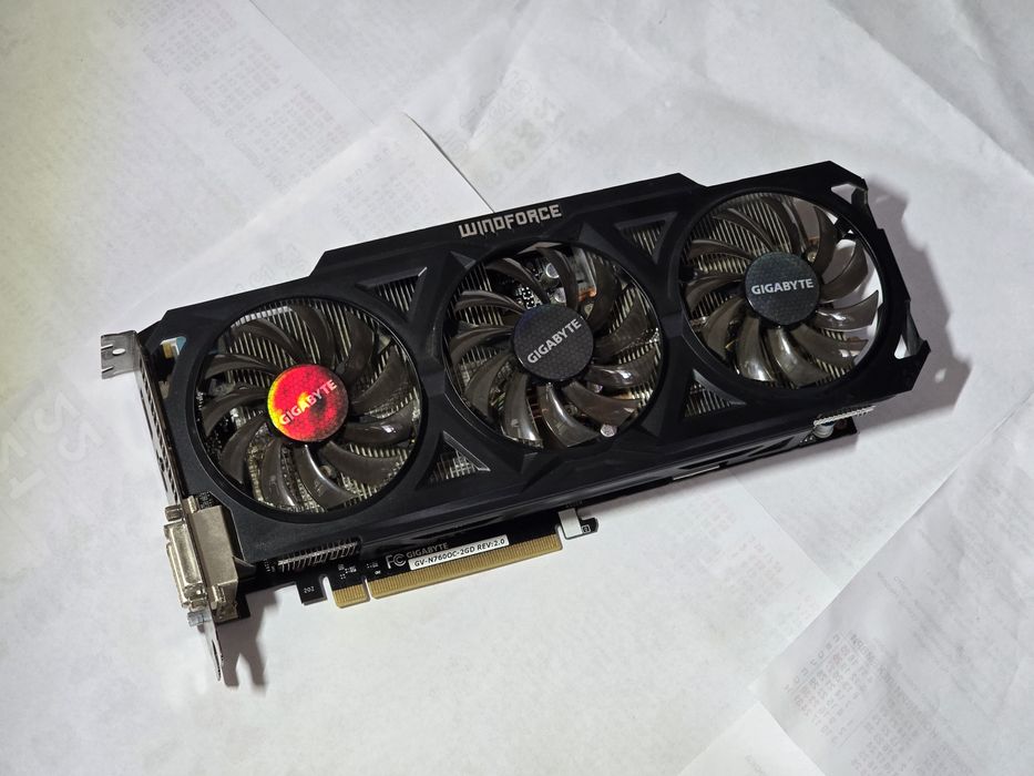Gigabyte GTX 760 2gb видеокарта