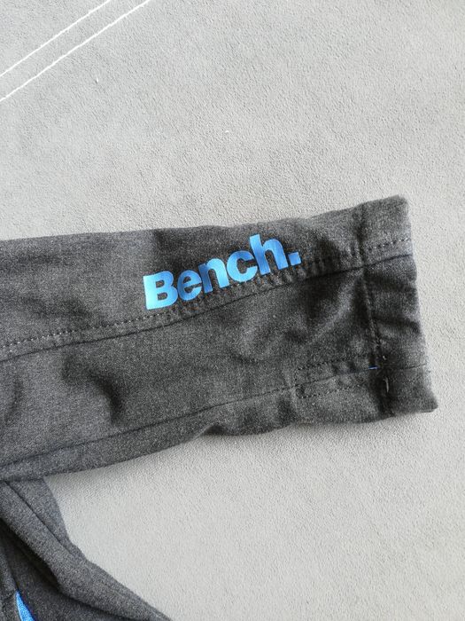 Bench - спортно  яке