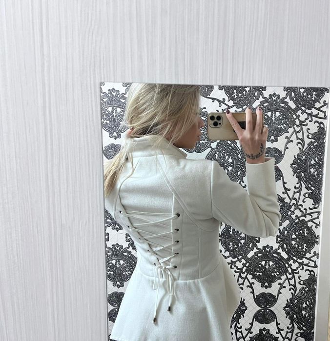 Дамски сака и якета