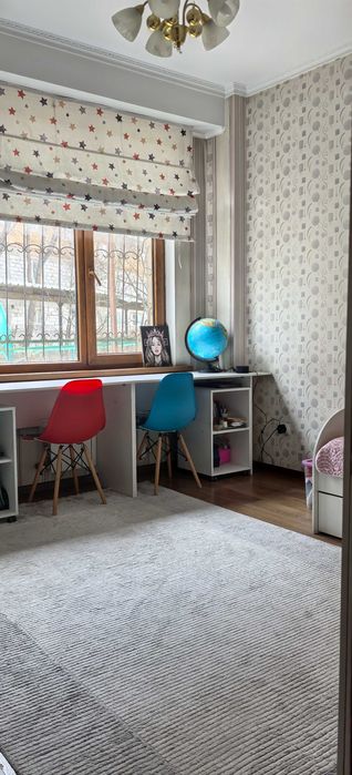 Продаётся 3 комнатная квартира