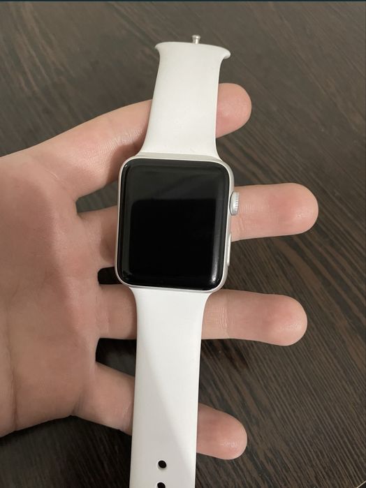 продам Apple Watch 3 seria (42mm)