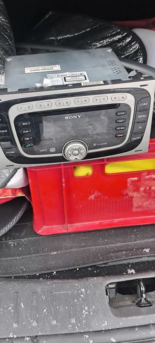 Vad casetofon pentru Ford in stare buna de functionnare