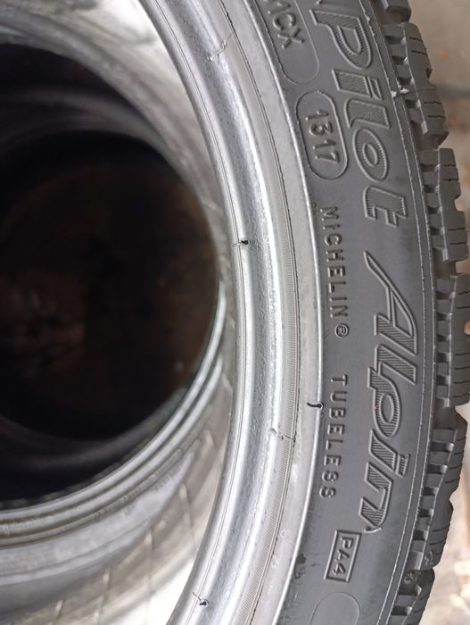 Anvelope de iarnă 225 40 18 Michelin