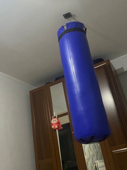 Продам боксёрскую грушу
