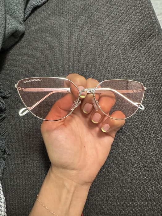 Нови слънчеви очила Balenciaga