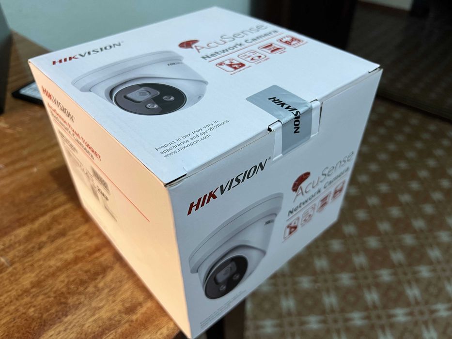 Камера Hikvision DS-2CD2326G2-ISU/SL (2.8mm)