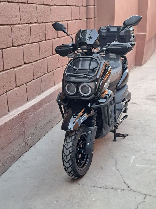 Продаётся скутер TANK !!!