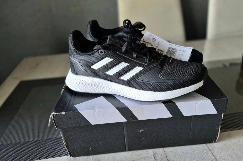 Маратонки Adidas