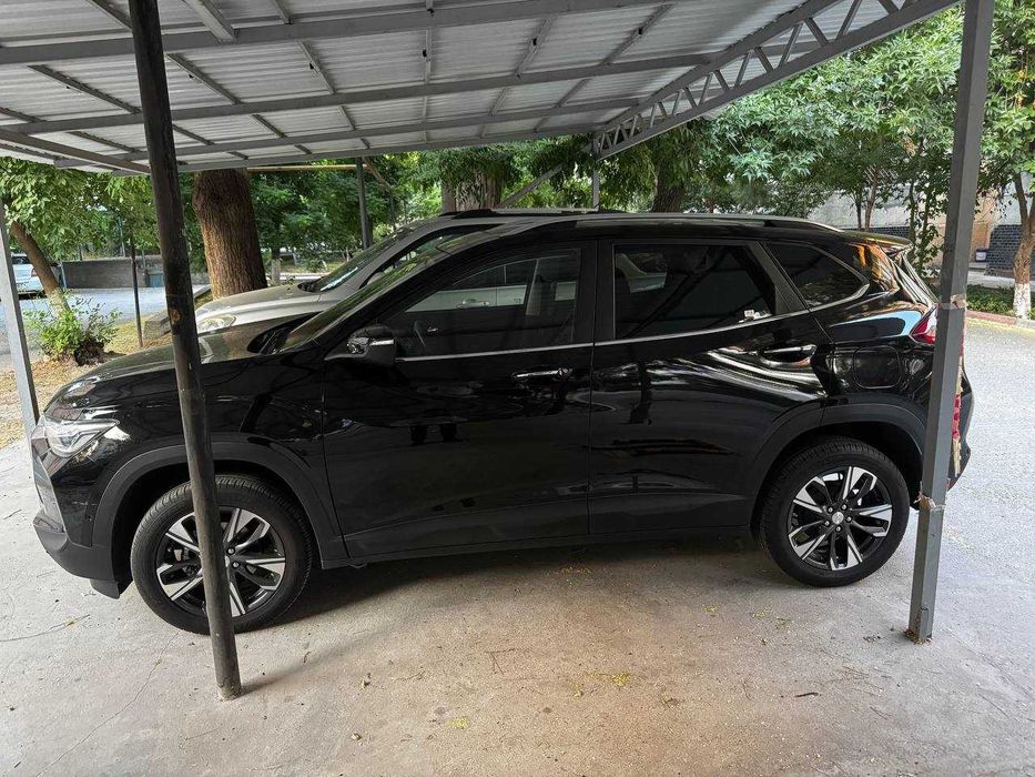 Chevrolet Tracker 2 Premier Plus Возможна продажа в кредит.