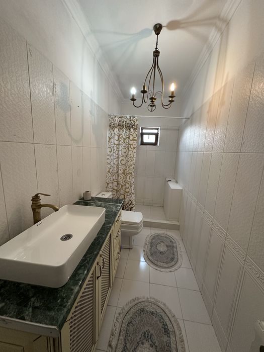 Сдаются комнаты в доме в центре города