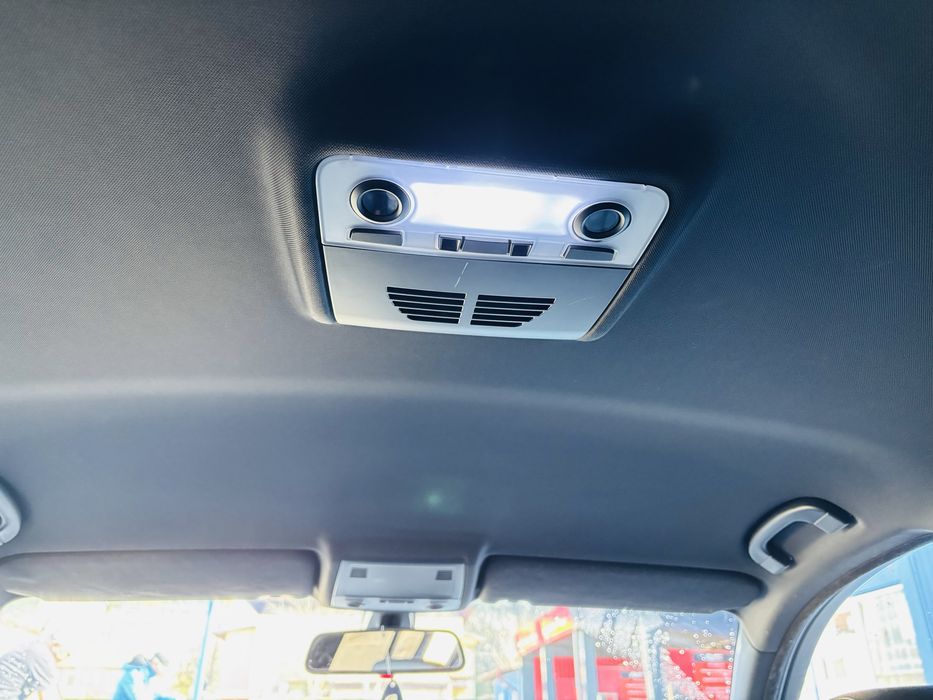 Vand BMW E90 320i (automat)