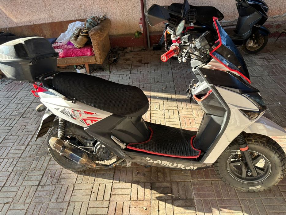 Продам. Самураи 165куб Лия