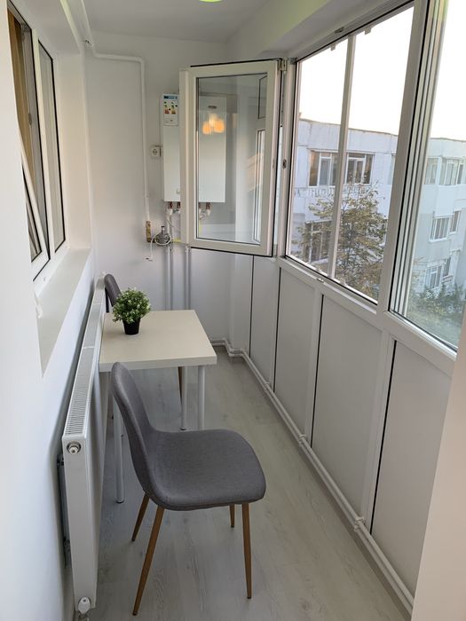 Inchiriez apartament cu o camera  Faleza