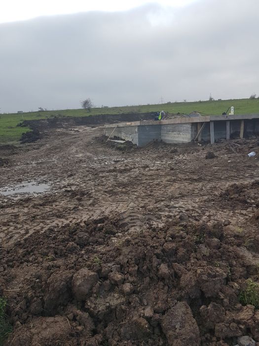 Teren cu fundație casa  de vanzare