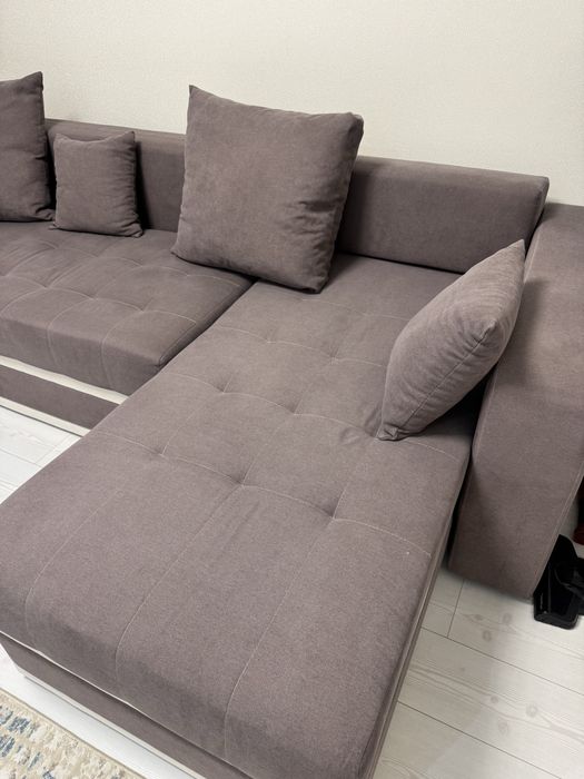 Продам диван в хорошем состояниии