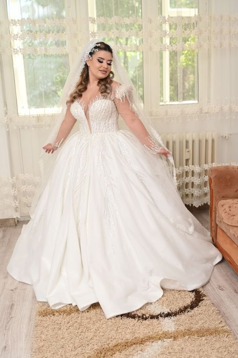 Vând rochie de mireasă