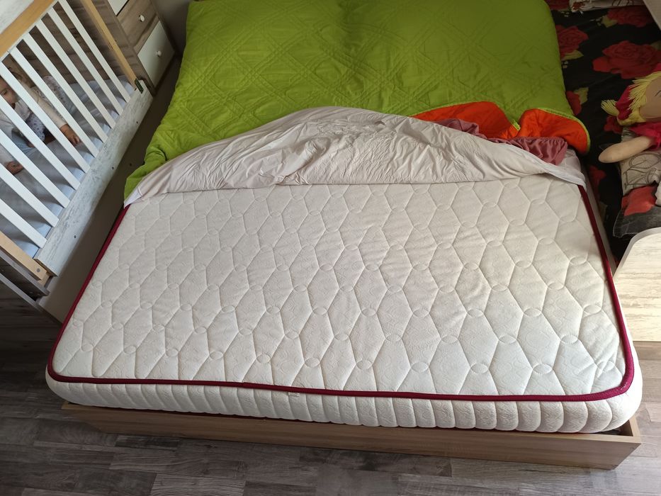 Спалня 160х200  с матрак