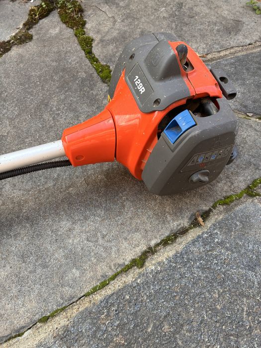 Бензинов тример Husqvarna 129R