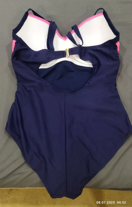 Женский купальник.