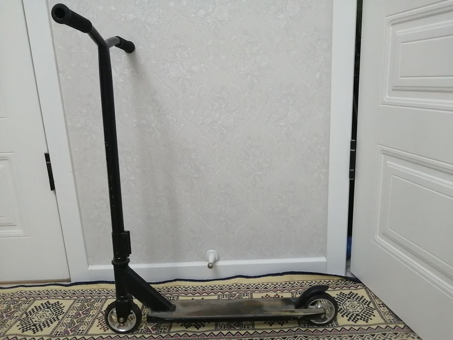 Продается самакат трюковый за 12тыс