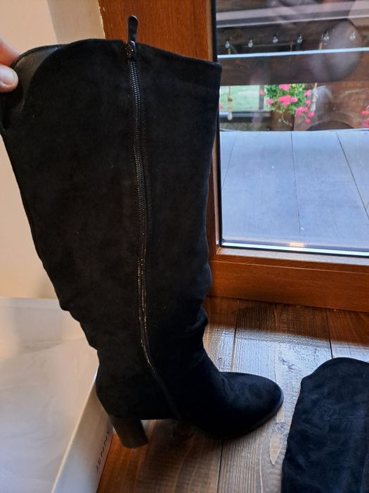 Vând cizme de catifea  m39