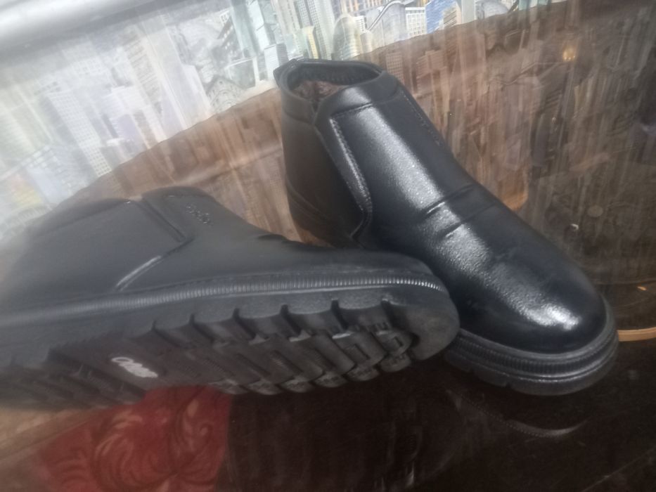 Продам новую обувь