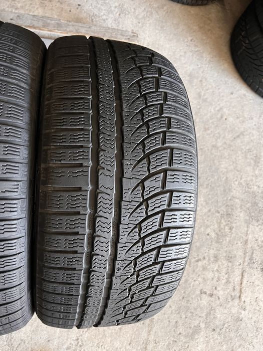 2 anvelope iarna 245/35/19 , nokian , 6.5 mm